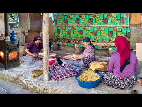 Türkiye de Köy Hayatı Ocakta Köy Ekmeği ve Erişte Tarifi