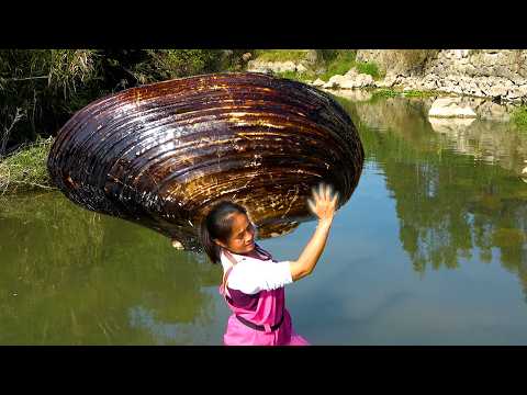 This is a super clam pearls are even better