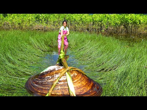 The water grass kept swaying and as she approached the