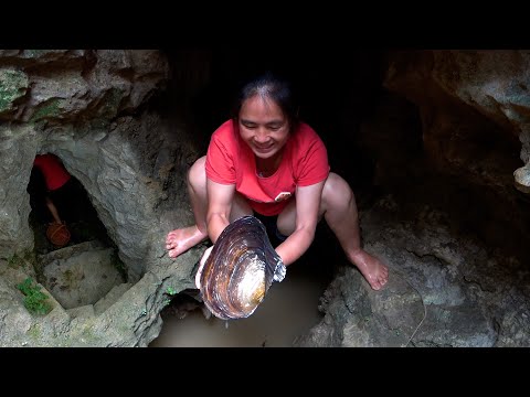 The beauty went deep into the underground spring to find