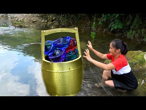 These treasures are all taken out of clams and come in