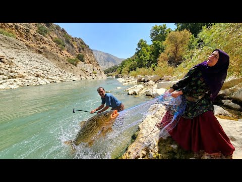 A nomadic woman s adventure in a raging river Amazing scenes