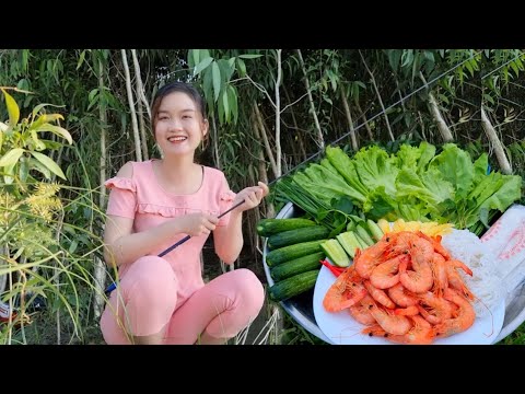 Tôm Luộc Nước Dừa Bữa Cơm Đơn Giản Sau Buổi Đi Câu Cá Của