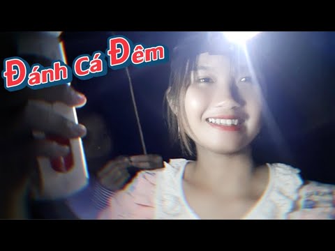 Hai Mẹ Con Thôn Nữ Đêm Khuya Cắm Câu Săn Cá Ngoài Đồng Trúc