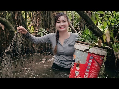 Trúng Mánh Rồi Lội Nước Săn Cá Lớn Ở Rừng Này Không Ngờ