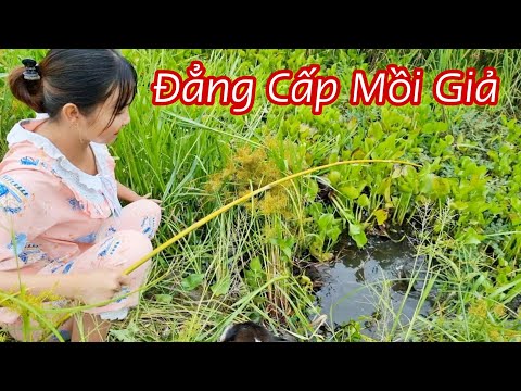 Cái Kết Ngoài Mong Đợi Cho Thôn Nữ Câu Cá Bằng Cao Su Trúc