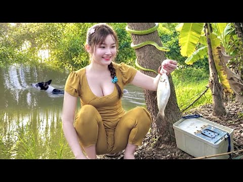 Bắt Gặp RẮN LỤC BAY Khi Săn Cá Mé Vườn Hoang Trúc Phương