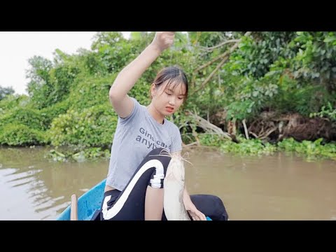 Cận Cảnh Gái Quê Bắt Cá Gặp Thủy Quái Bông Ai Cũng Hỏi Mua