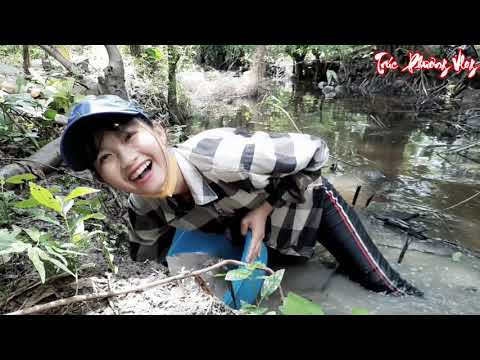 Thôn Nữ Phiêu Lưu Ký 3 Nổi Gai Ốc Khi Vào Mộ Hoang Nơi Xứ