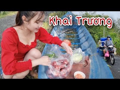 Trúc Phương Khai Trương Vườn Trái Cây Ăn Vặt Với Muối Ớt
