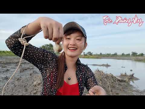 Thôi Đào Hang Trúc Phương Ra Đồng Chài Bắt Cá Siêu Độc Đáo