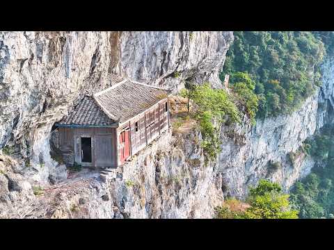 贵州大山上发现一房子 竟巧妙的立于悬崖峭壁之中 太惊险了 A house on a mountain in