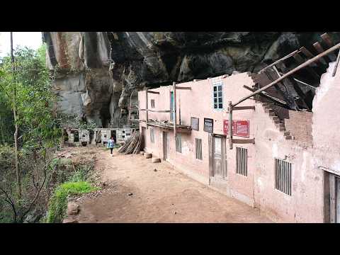 湖北深山发现一岩洞 一户人家曾在此隐居200多年 环境如世外桃源 A house was found in a