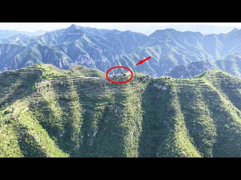 河北一位七旬老人竟独居大山之巅 一个人守着一座石头村 不通水不通电 他是怎么生活的 70yo elder alone