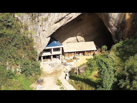 贵州深山洞里发现一户人家 世代居住山洞已有上百年 Family Has Lived Inside a Cave in