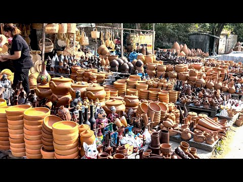 Gürcistan yol kenarındaki satıcılar hediyelik eşyalar