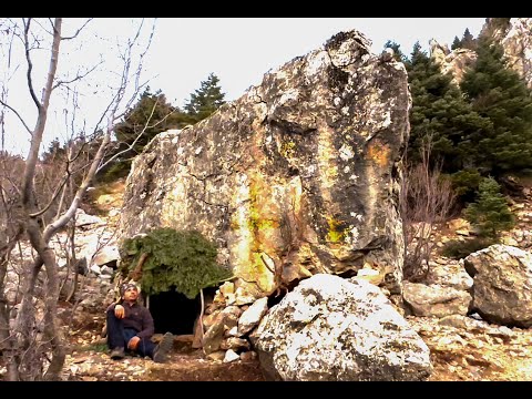 Shelter under the rock Enjoy the view and food on the