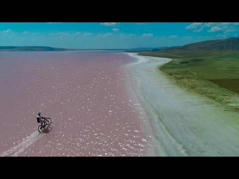Tuz Gölünde Bisiklet Sürüş Drone Çekimi 4K Dunaliella