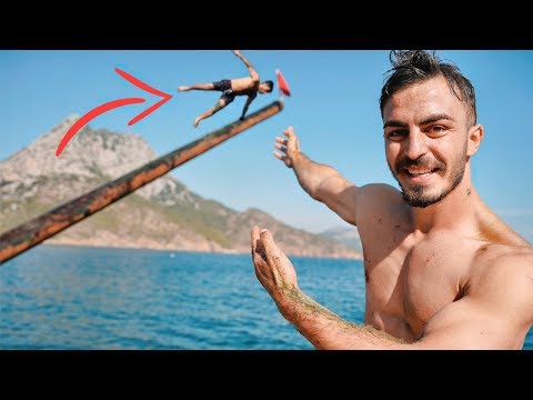 YAĞLI KAZIĞA TIRMANMA YARIŞMASI