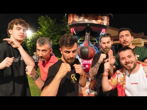 BOKS MAKİNESİNDE ÜNLÜLER ile KAPIŞTIM