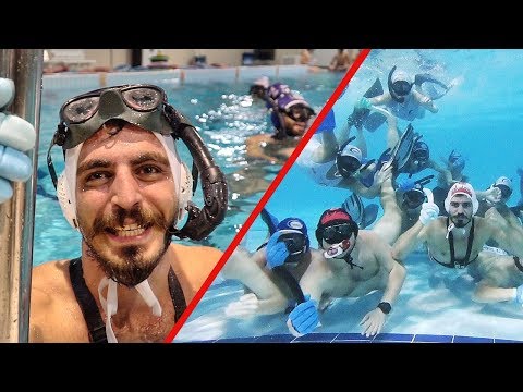 HAVUZUN ALTINDA MAÇ YAPMAK
