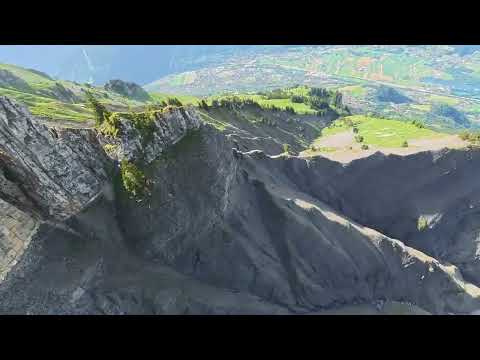 Varan France Wingsuit Race with philwingsuit b a s e 232