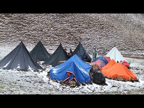 Most Peaceful And Very Relaxing Himalayan Village Life