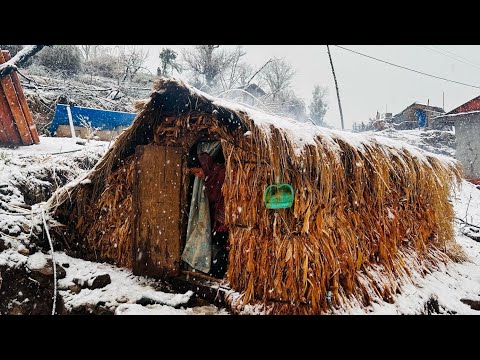Most Relaxing Himalayan Village Lifestyle into the Snow