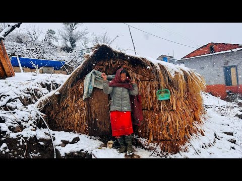 Best Life in The Nepali Himalayan Village During the Snow