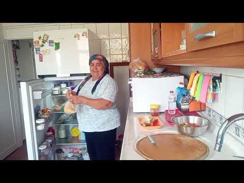 Tavuk ve kaburga kebabı yaptım salata biber kebap mutluyum