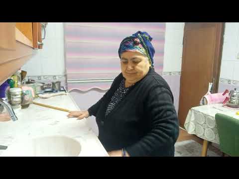 Kaşarlı börek yaptim kömeçtende börek yaptim çok güzel oldu