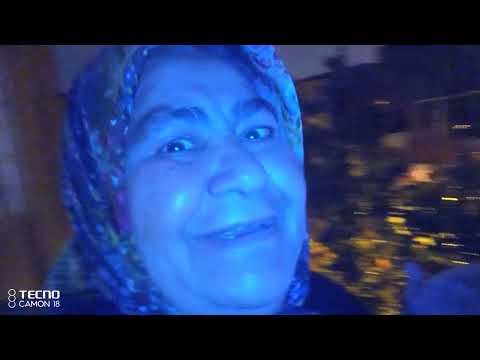 Kahvaltıda kaşar zeytin deri peynir yumurta sıcak ekmek