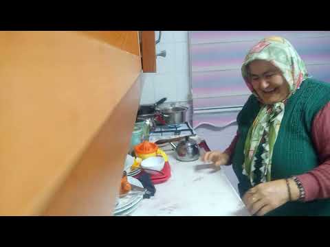 Adana da yağmur yağıyor sicak yemekler evlatların sıcaklığı