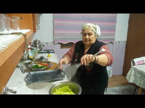 Lahana sarması yaptım yanında yoğurt tatli beni