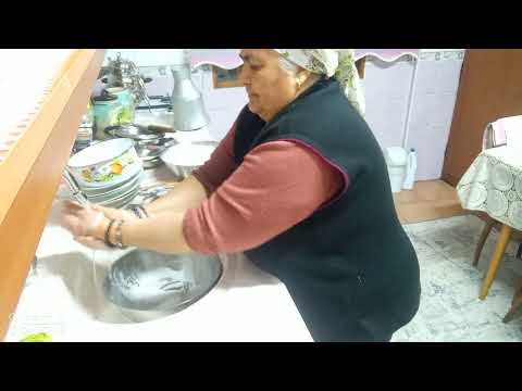 Lahana ve bulaşıklar işler güçler beni beğenirseniz abone