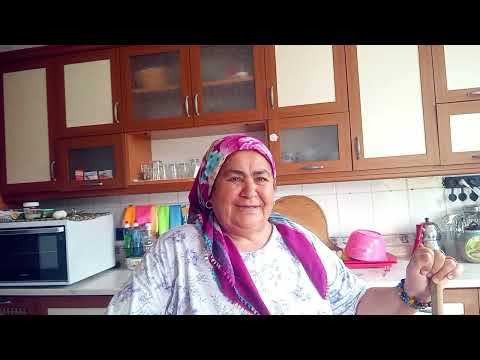 Temizlik yapıyorum çay keyfi çok yoruldum kafam yorgun ben