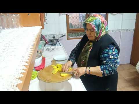 Soslu patates kızartması yumurta peynir zeytin oğlumla