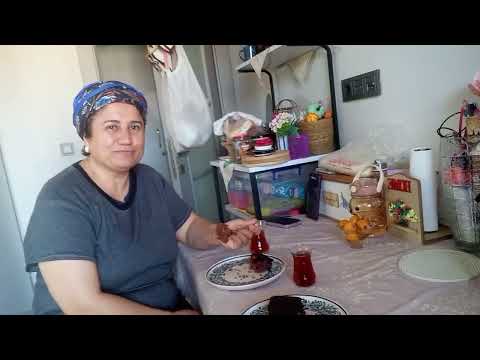 Kakaolu ıslak kek kabak pirinç pilavı yoğurt salata iyi