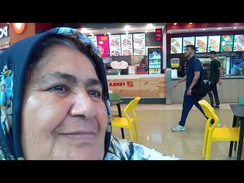 Kafam çok rahatladı alış veriş merkezi de gezdim yemek
