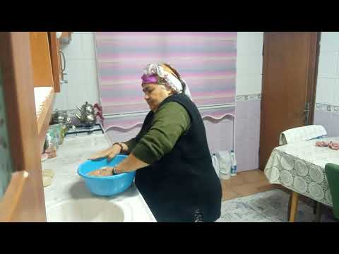 Mayalı hamur yaptım bazlama yaptım yumurta peynir zeytin
