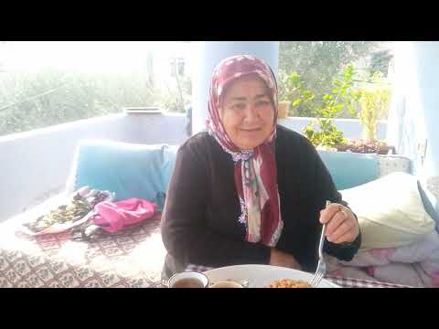 Piyaz yaptım tek başıma kahvaltida yiyorum çok güzel oldu