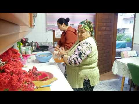 Sarma yaptım zeytin yağlı tavuklu çorba yaptım harika oldu