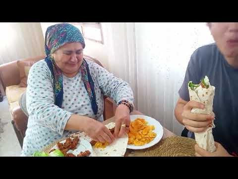 Çiğ köfte yaptım sarımsaklı ekşili çok güzel Oldu AZ Sonra