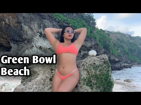 MENURUNI 320 ANAK TANGGA GREEN BOWL BEACH