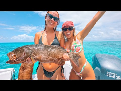 DREAM LIFE in the Great Barrier Reef Girls SPEAR MONSTER
