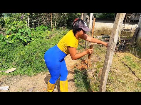 Haciendo una cerca para que no se pasen mis animales