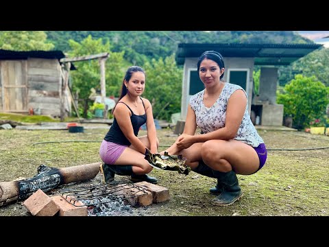 Así es como hacemos ayampacos de tilapia en el campo Parte
