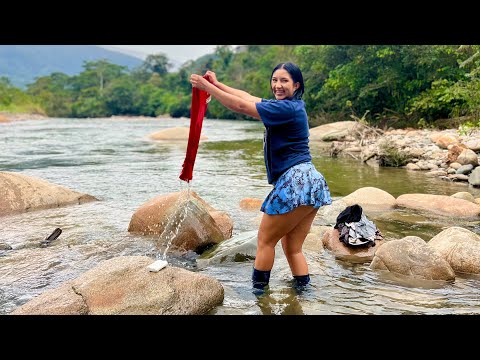 Acompañame a lavar ropa en la orilla del rio