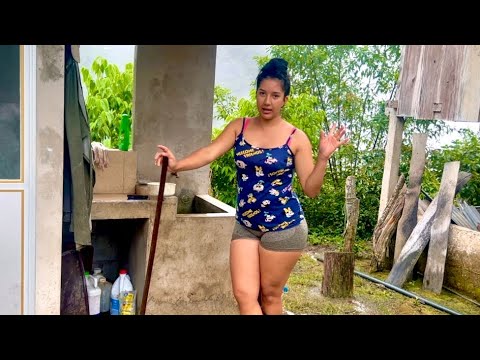 Así quedaron las sillas para la fiesta en el campo