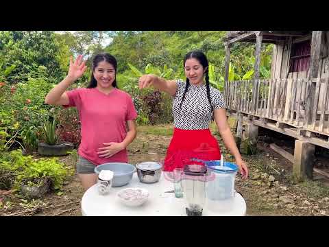 Sacando leche de coco con mi hermana Parte 2